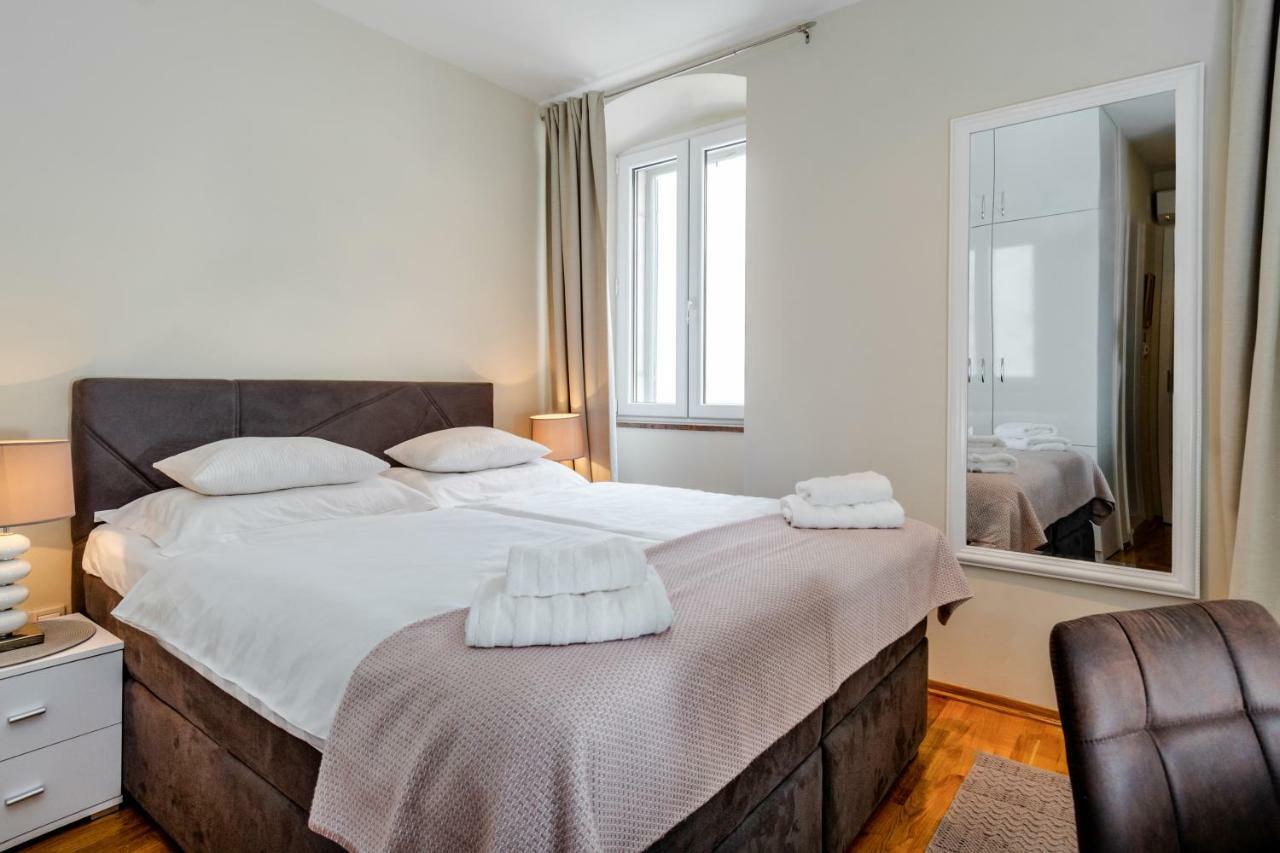 Casa Carminatti Apartments Split Bagian luar foto