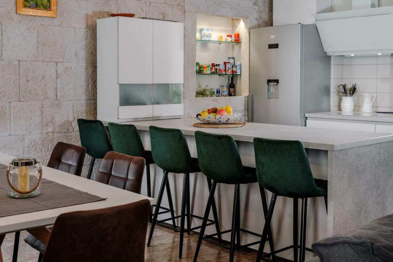 Casa Carminatti Apartments Split Bagian luar foto